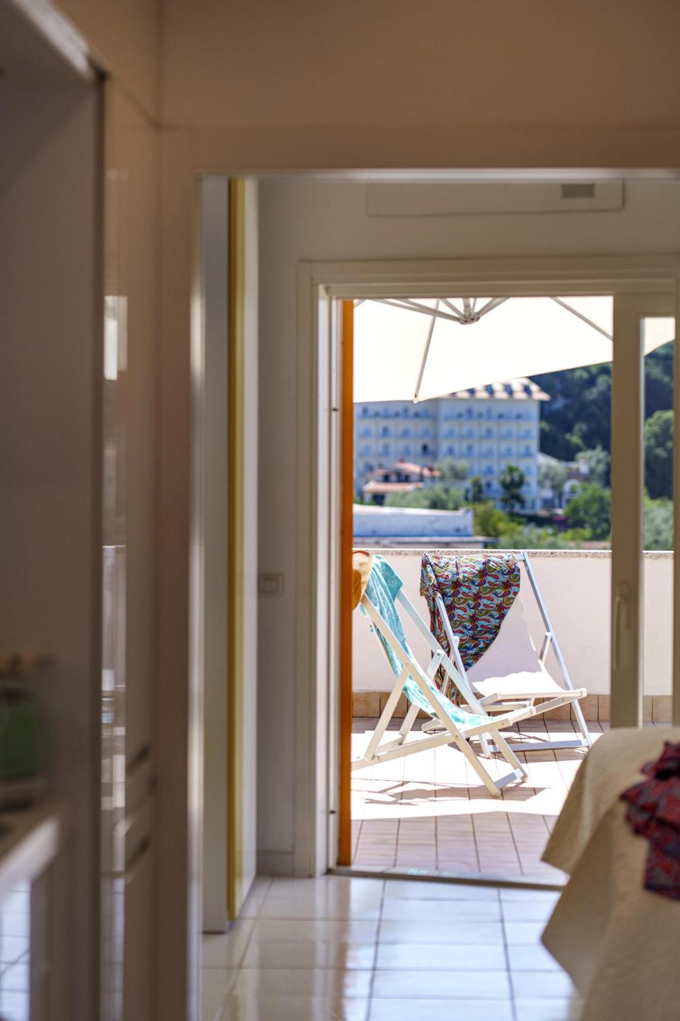 Ester's * Sorrente
